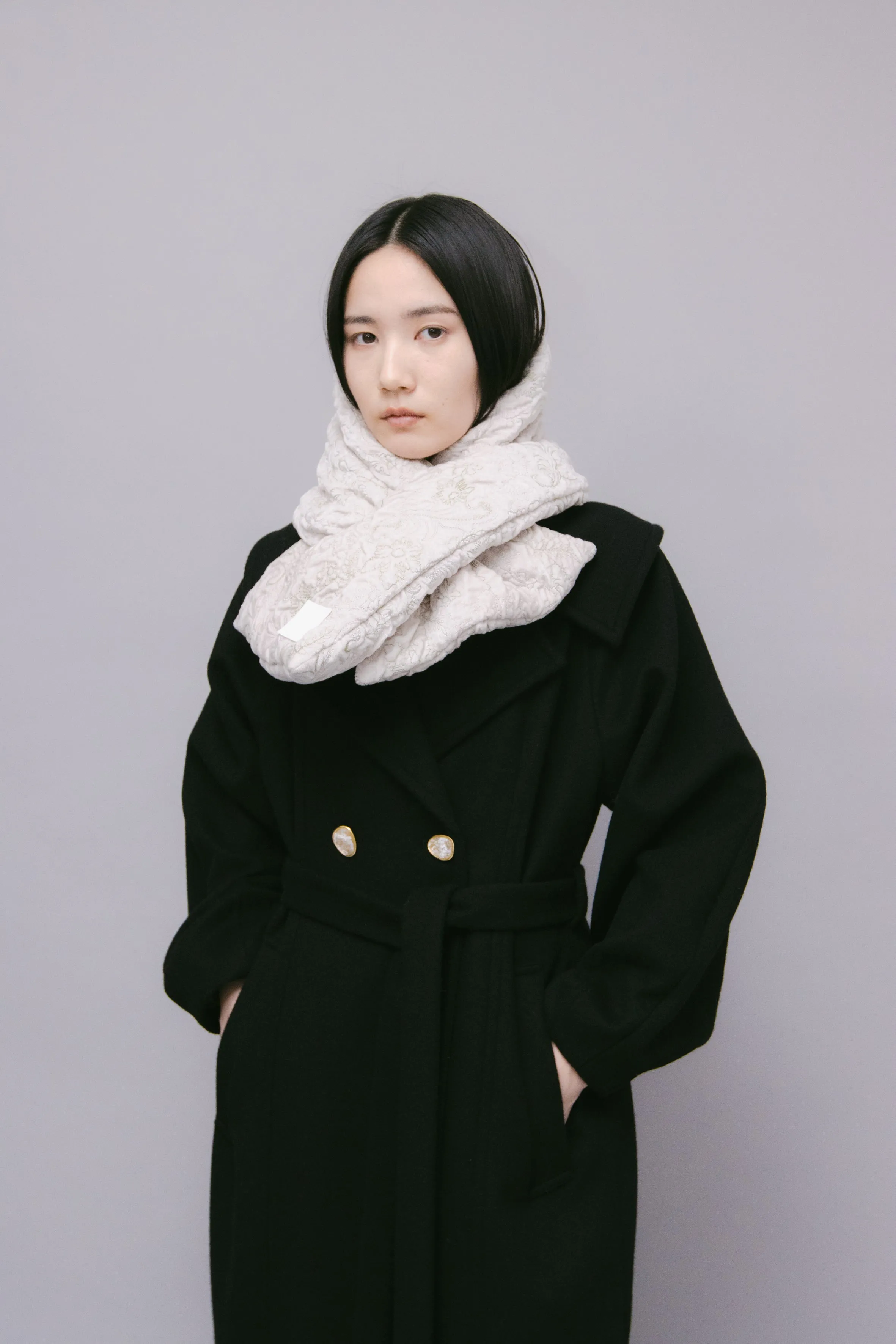 Curvy wool coat (Black)