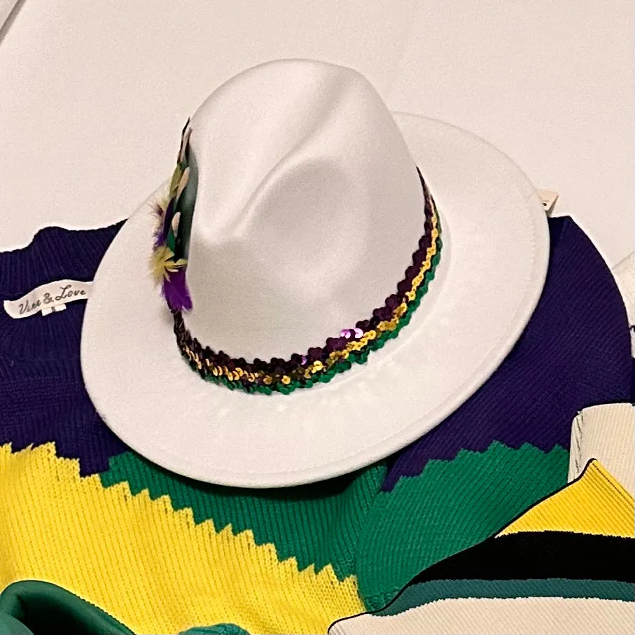 FEATHER WIDE BRIM MARDI GRAS HAT White