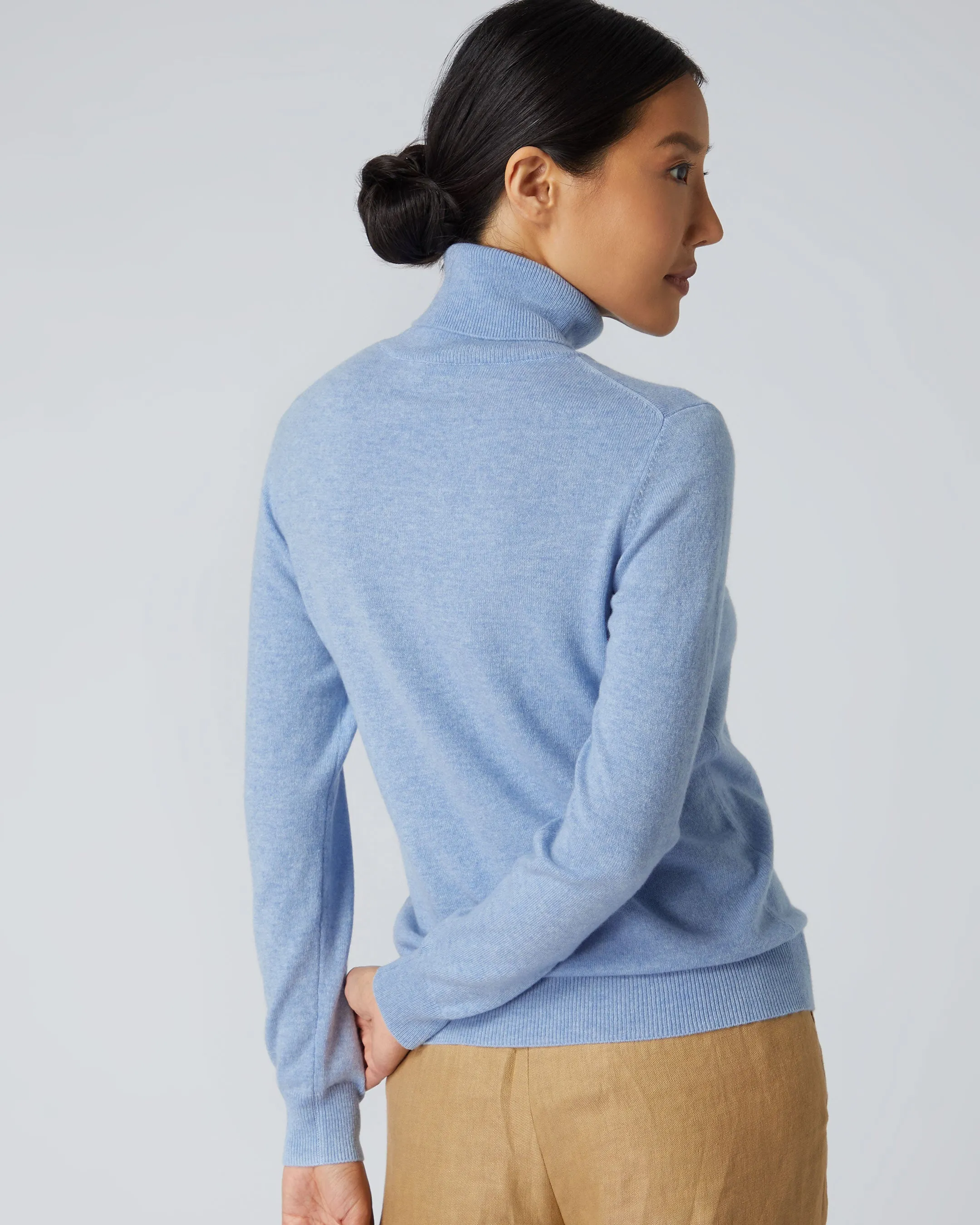 Women's Luna Roll Neck Cashmere Jumper Cornflower Blue